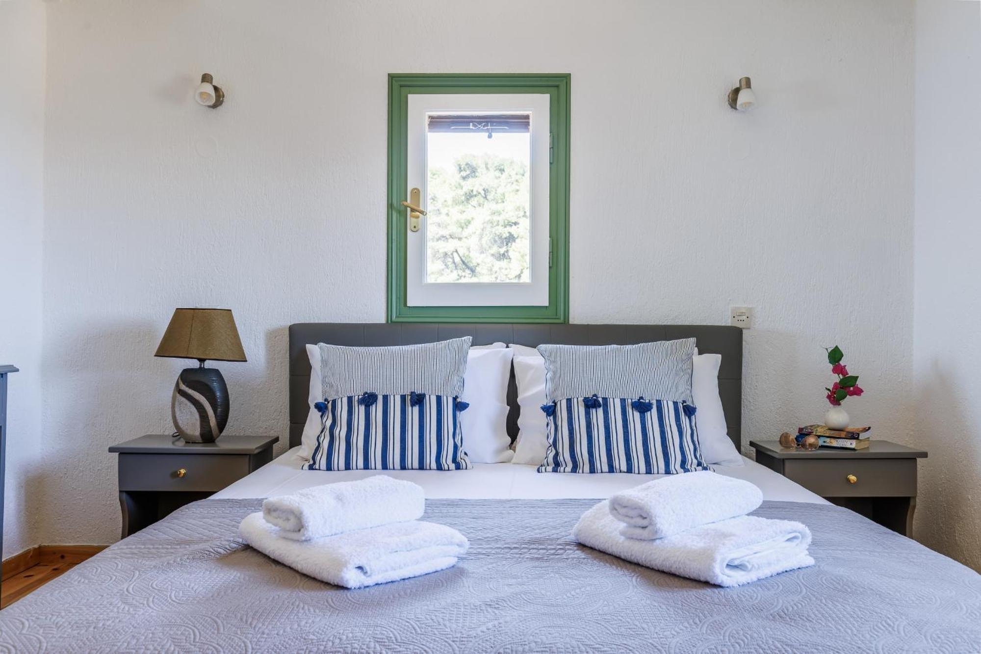 Nerissa Cottage - Skopelos Glossa Atheato Kültér fotó
