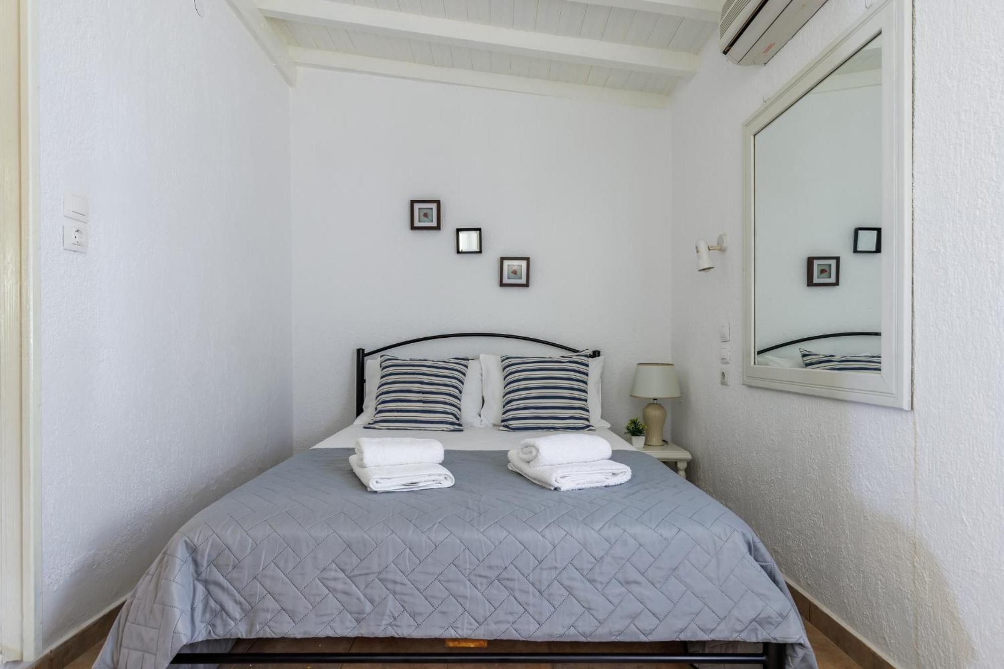 Nerissa Cottage - Skopelos Glossa Atheato Kültér fotó